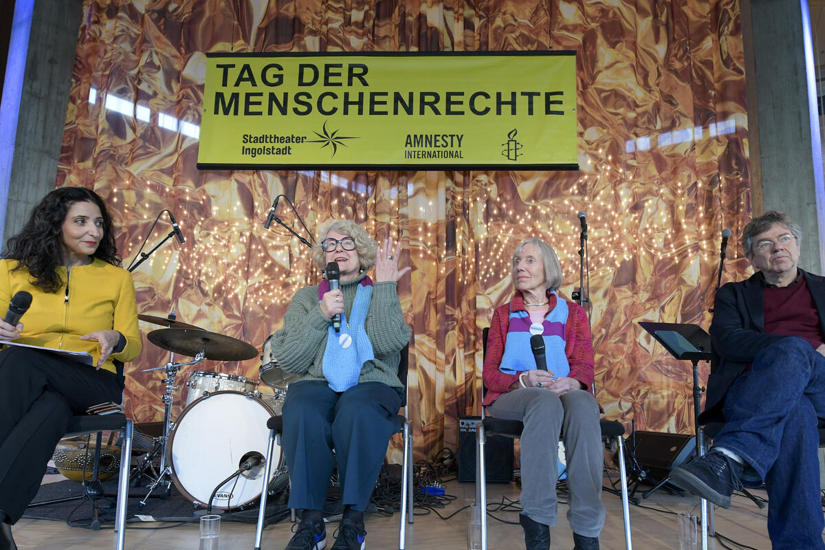 Tag der Menschenrechte im Stadttheater Ingolstadt ? Ist Klimaschutz ein 
Menschenrecht? 
am 8.12. 2024 im Foyer, Stadttheater Ingolstadt 
Eintritt: frei 
Zur Veranstaltung lädt das Stadttheater Ingolstadt gemeinsam 
mit Amnesty International Ingolstadt un