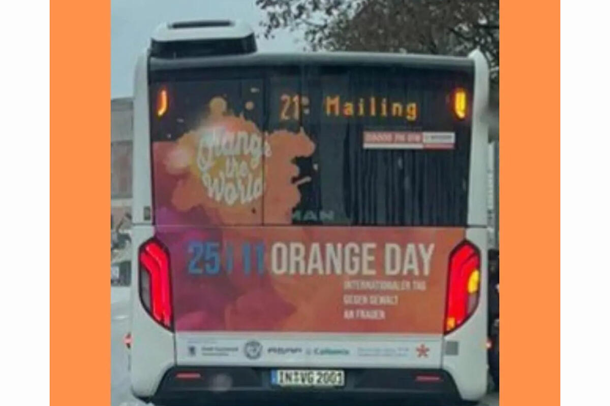Soroptimist unterstützt Orange Day: 4 Busse der INVG mit Heckbeklebung versehen